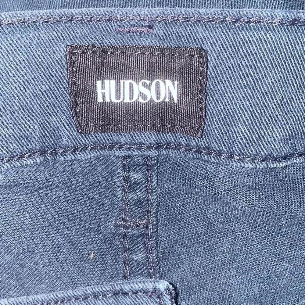 ✨ HP✨HUDSON BYRON STRAIGHT Zip Fly Jeans✨